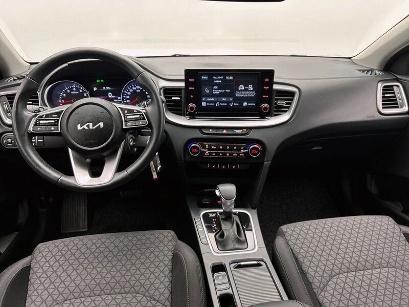 Kia Ceed Sportswagon (17)