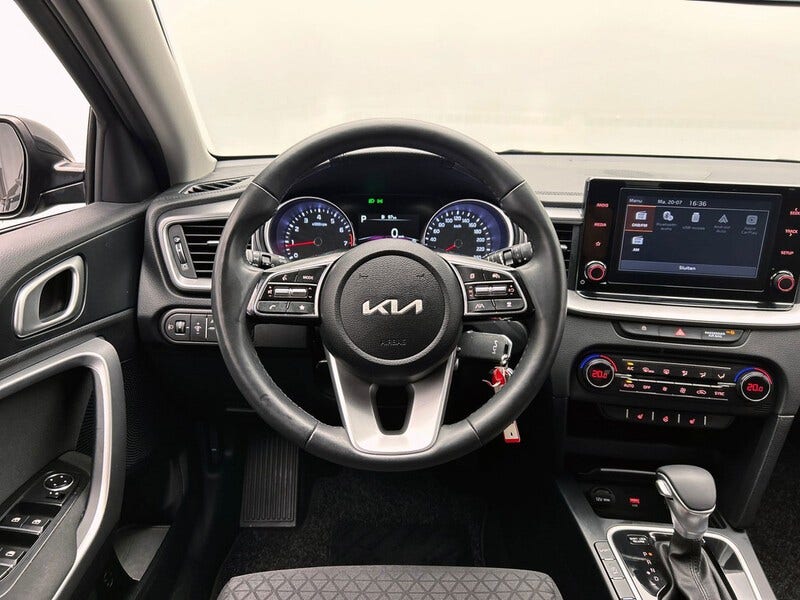 Kia Ceed Sportswagon (19)