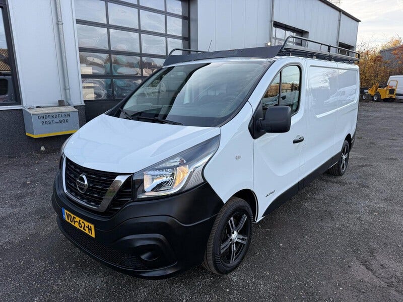 Nissan NV300