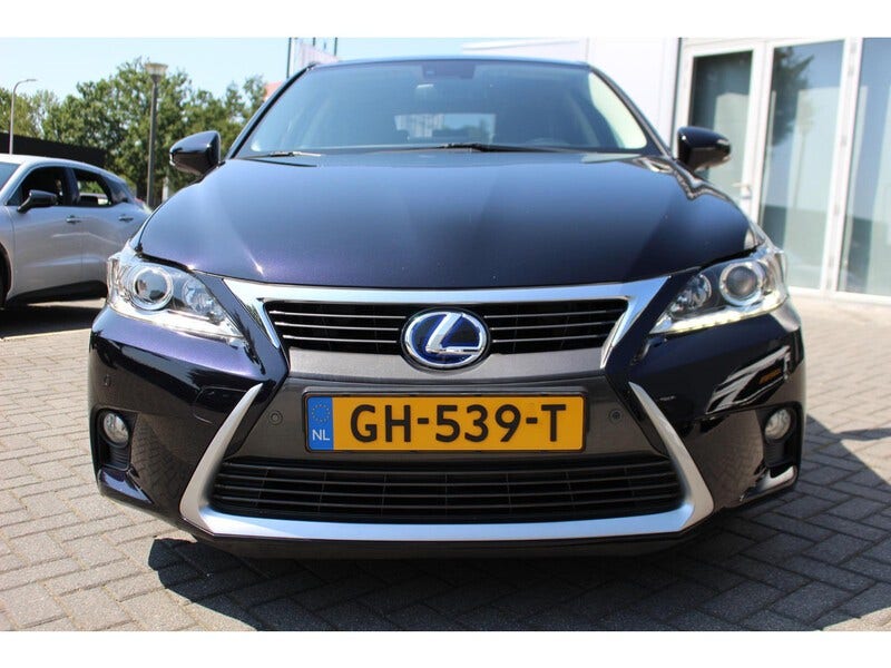 Lexus CT (8)
