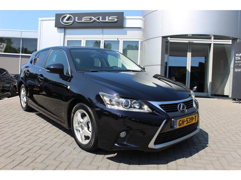 Lexus CT (9)