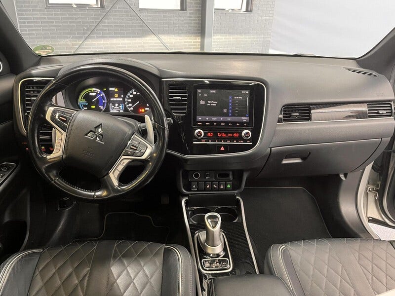 Mitsubishi Outlander (7)