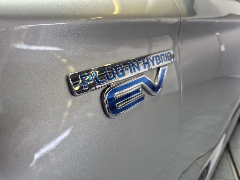 Mitsubishi Outlander (15)