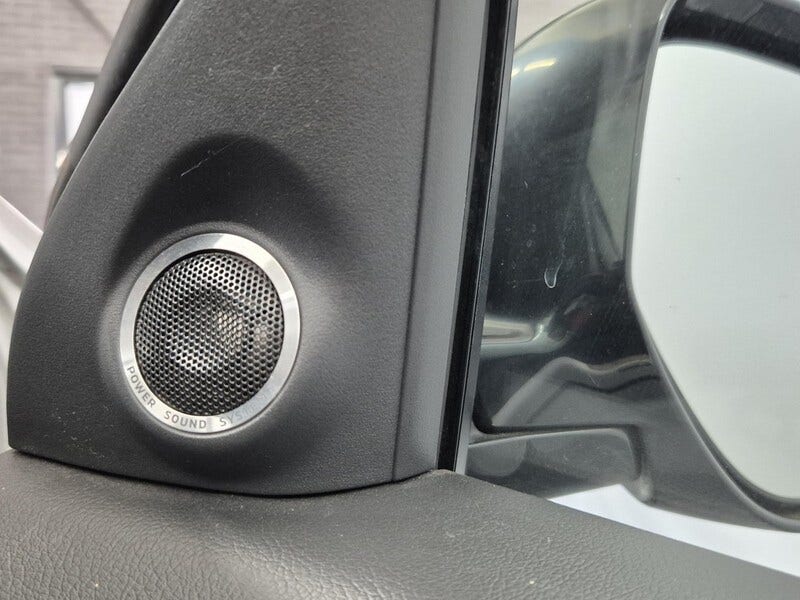 Mitsubishi Outlander (19)