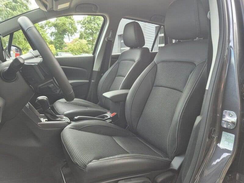 Suzuki Cross (4)