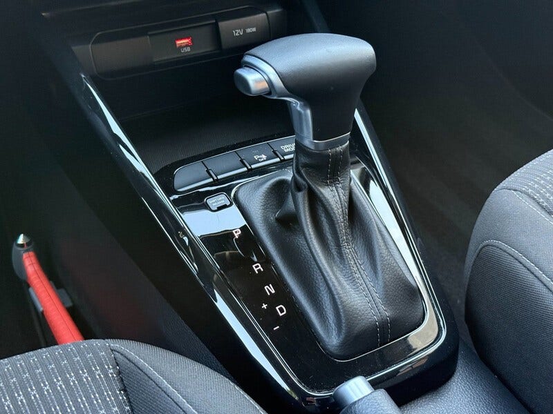 Kia Stonic (5)
