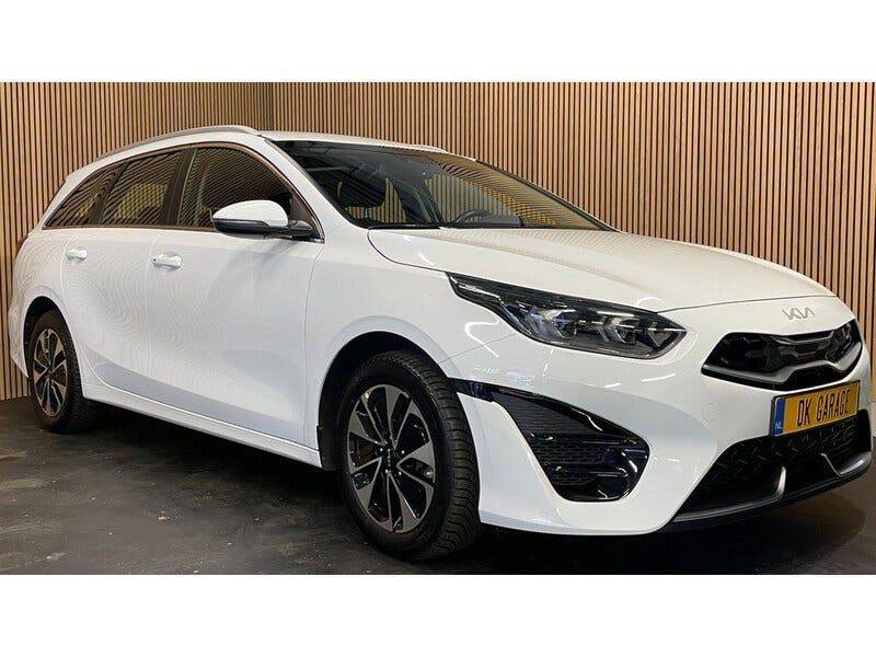 Kia Ceed Sportswagon (15)