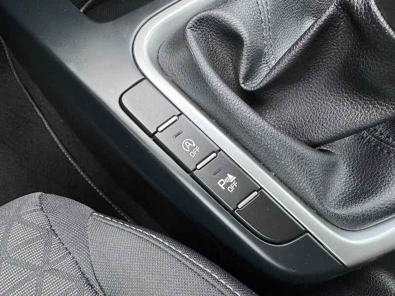 Kia XCeed (18)