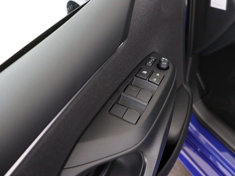Toyota Yaris (9)