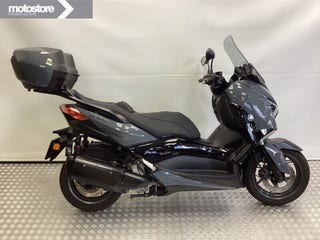 Yamaha X MAX
