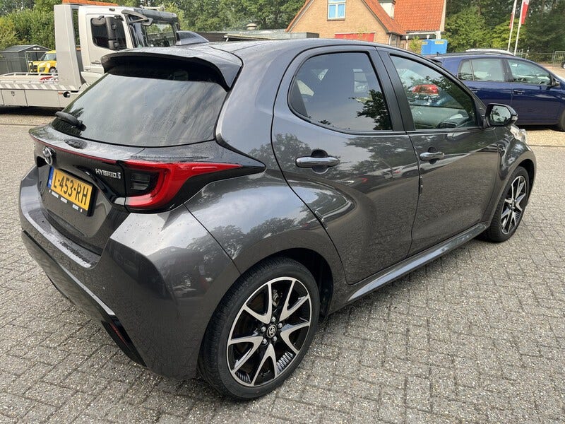 Toyota Yaris (4)