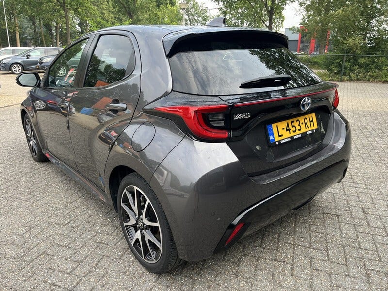 Toyota Yaris (5)