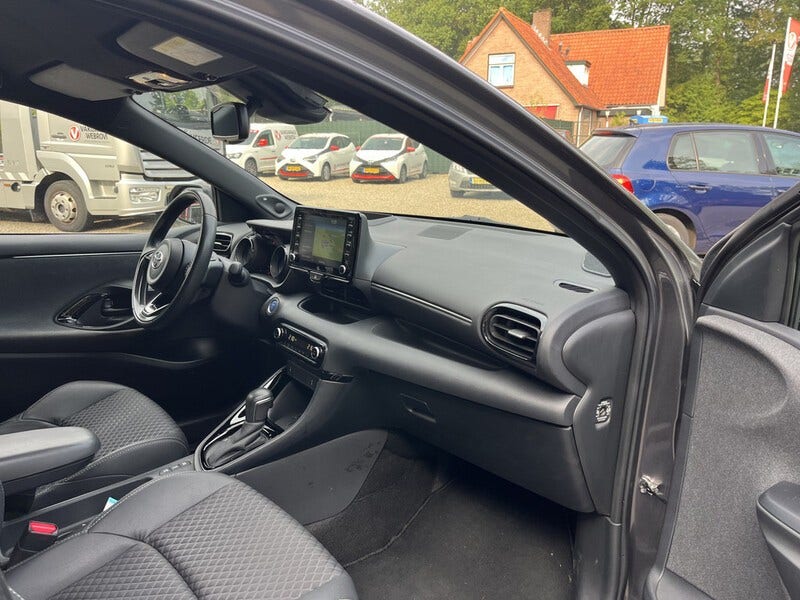 Toyota Yaris (6)