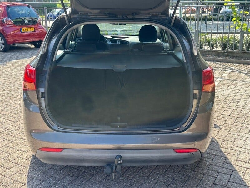 Kia Ceed (8)