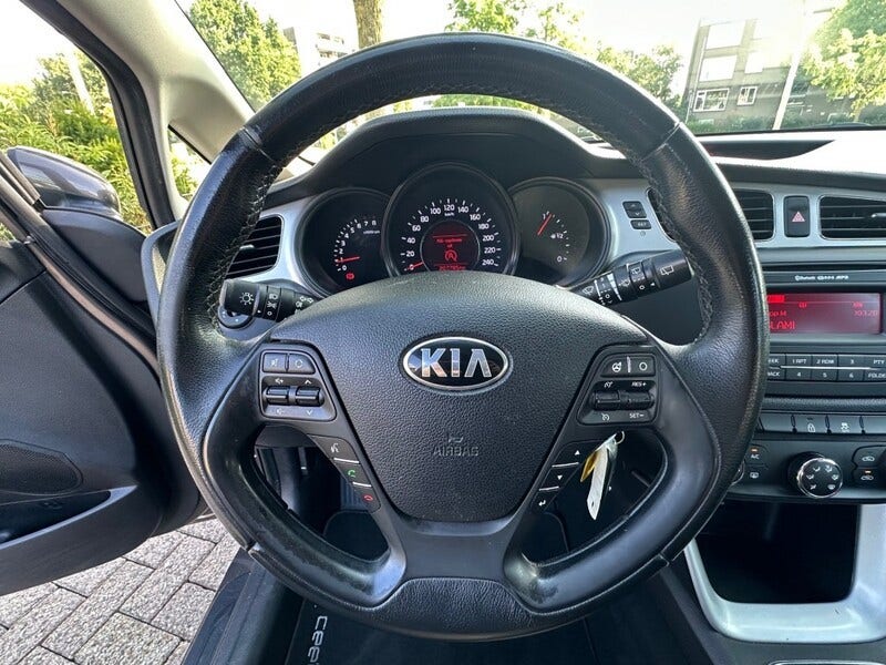 Kia Ceed (13)