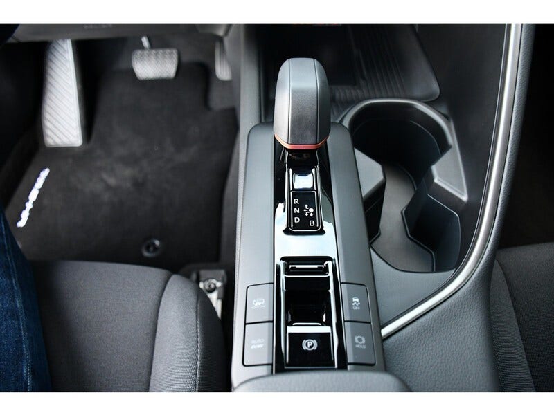 Toyota C-HR (23)