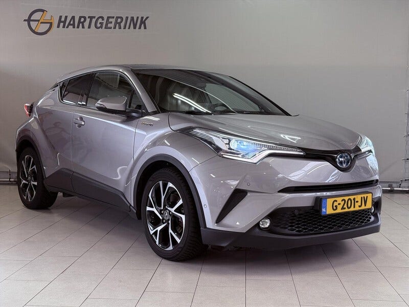 Toyota C-HR (2)