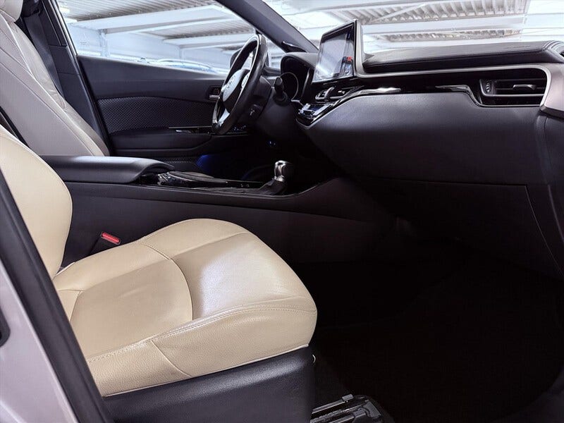 Toyota C-HR (21)