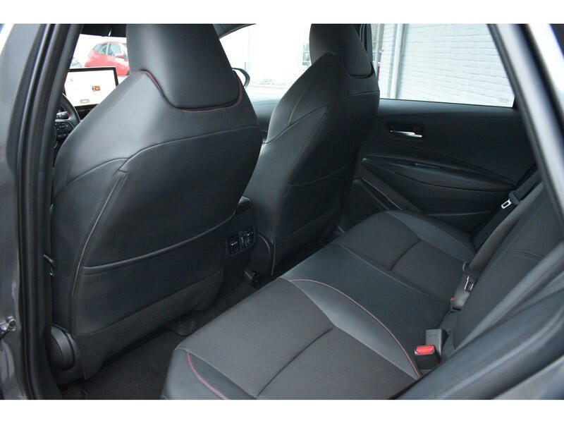 Toyota Corolla Sports (11)