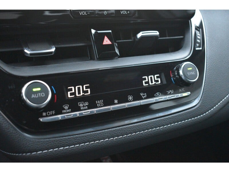 Toyota Corolla Sports (22)