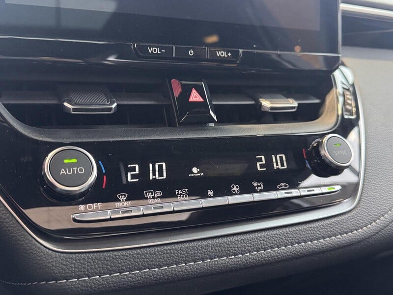 Toyota Corolla (13)