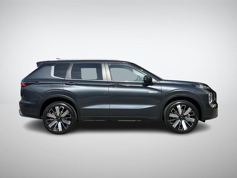 Mitsubishi Outlander (3)