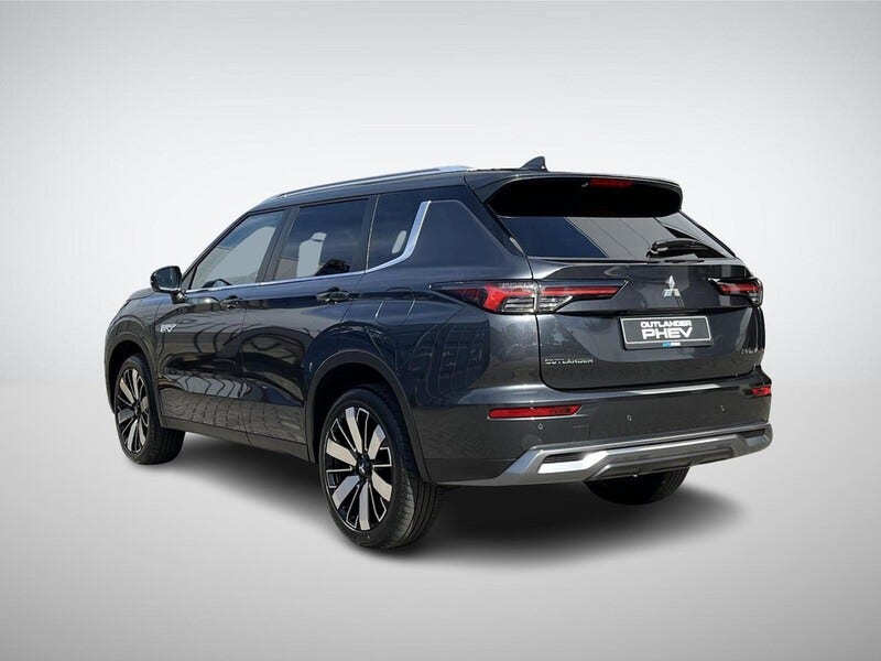 Mitsubishi Outlander (6)