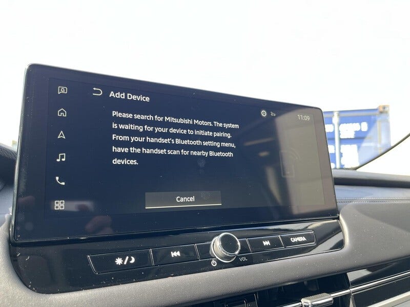 Mitsubishi Outlander (18)