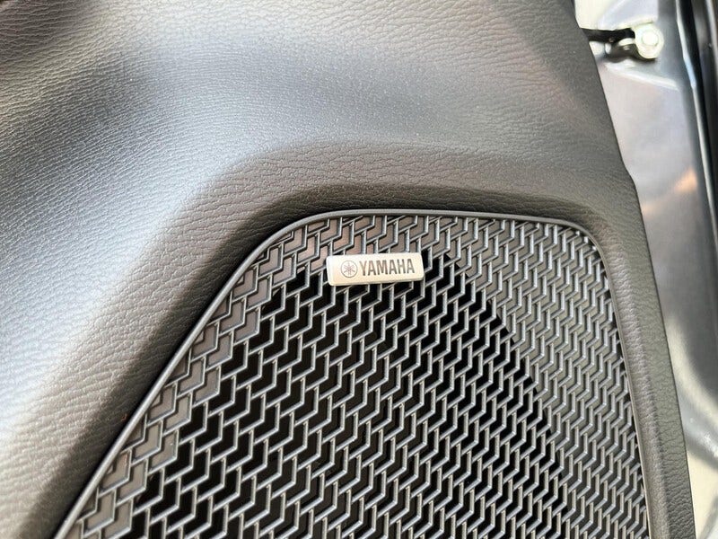 Mitsubishi Outlander (23)