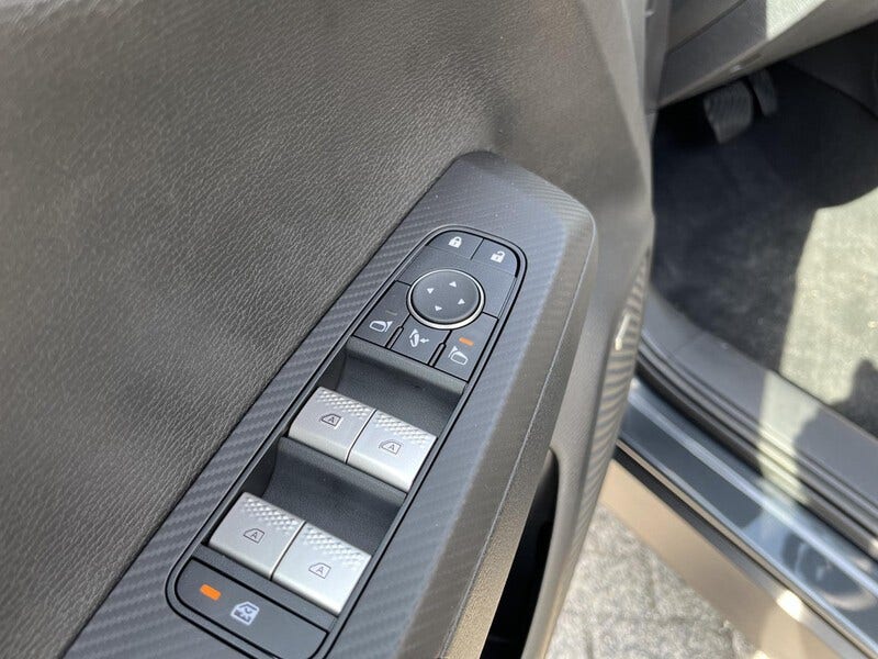 Mitsubishi Outlander (24)