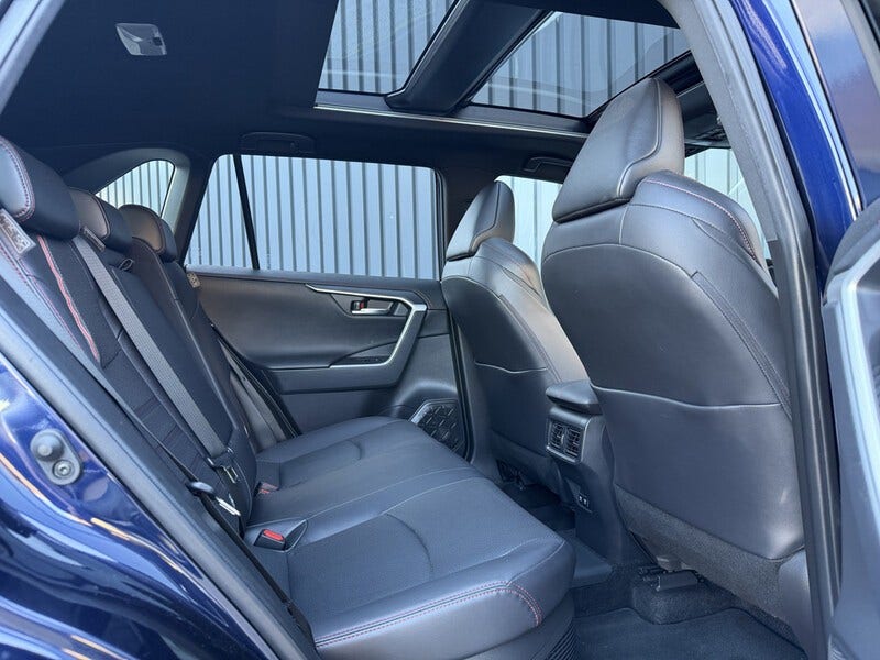 Toyota RAV4 (18)