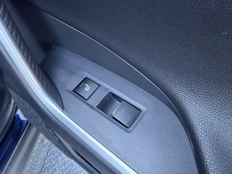 Toyota RAV4 (19)