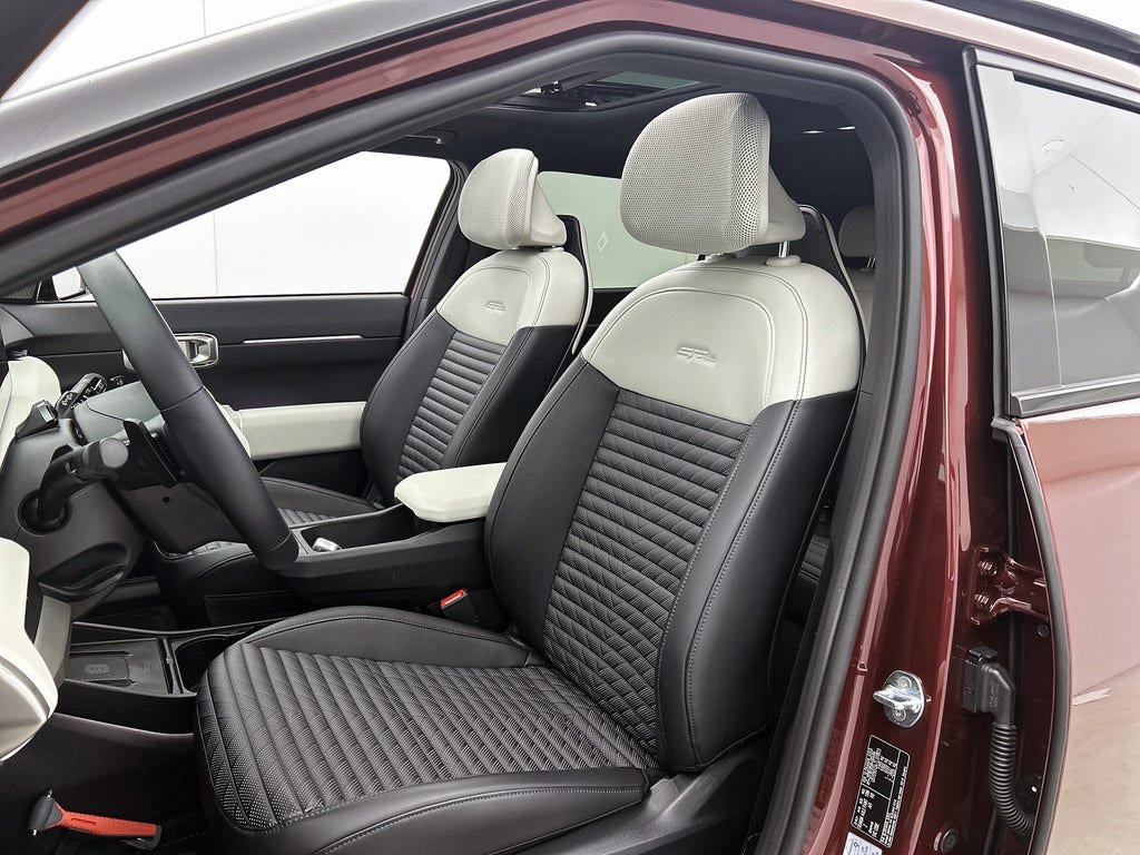Kia EV4 (19)