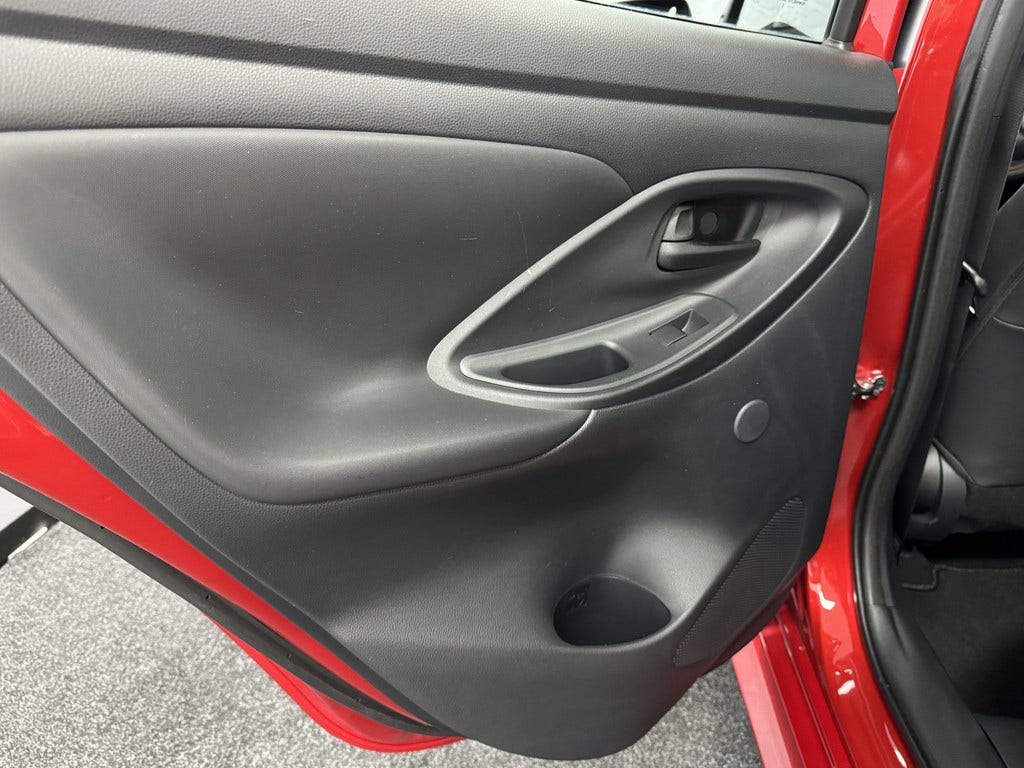 Toyota Yaris (11)