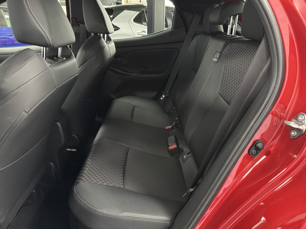 Toyota Yaris (12)