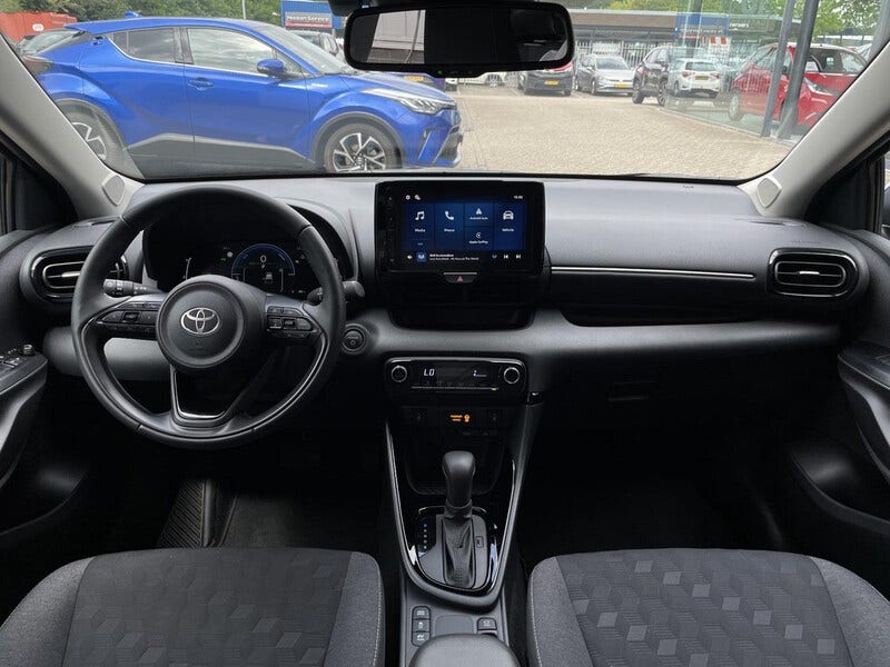 Toyota Yaris (4)
