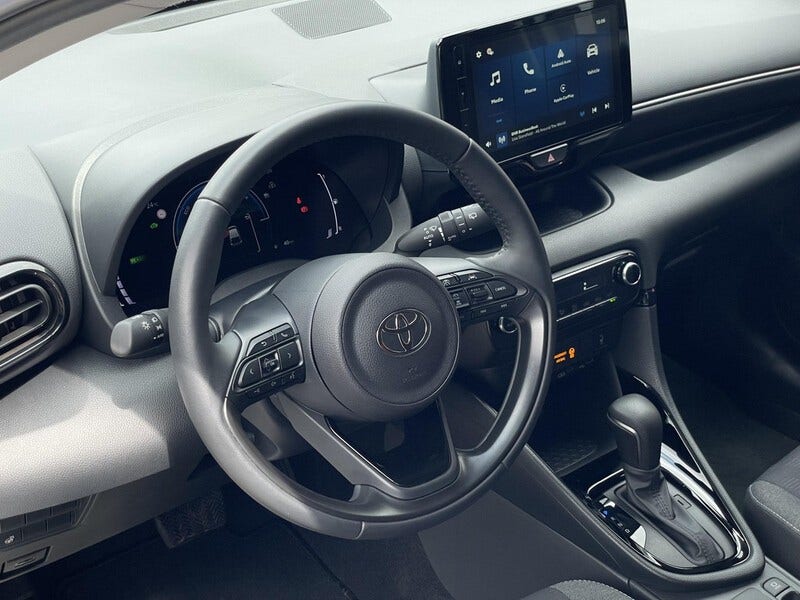 Toyota Yaris (5)