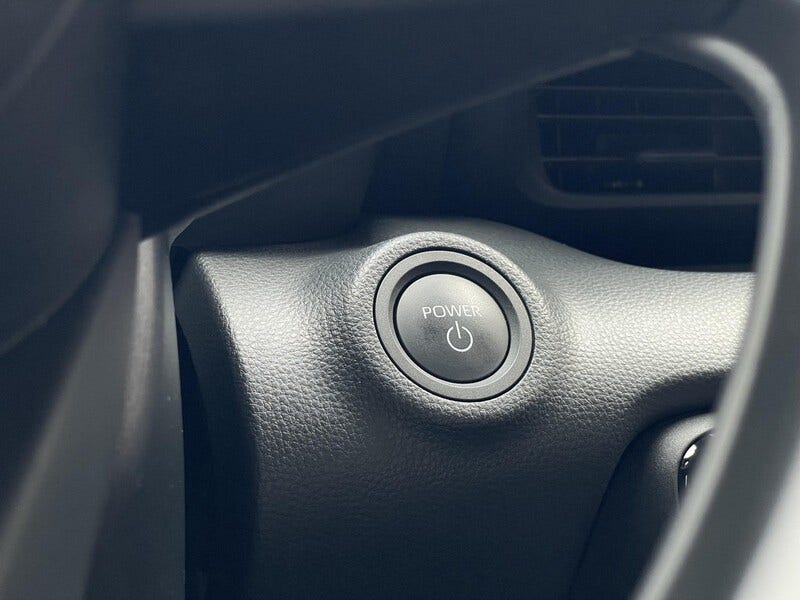 Toyota Yaris (13)