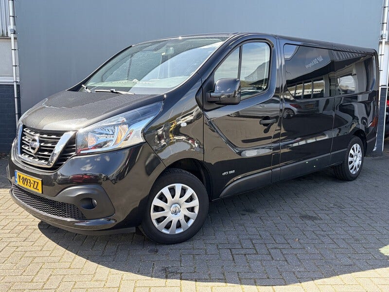 Nissan NV300