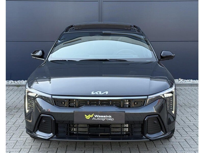 Kia K4 (2)