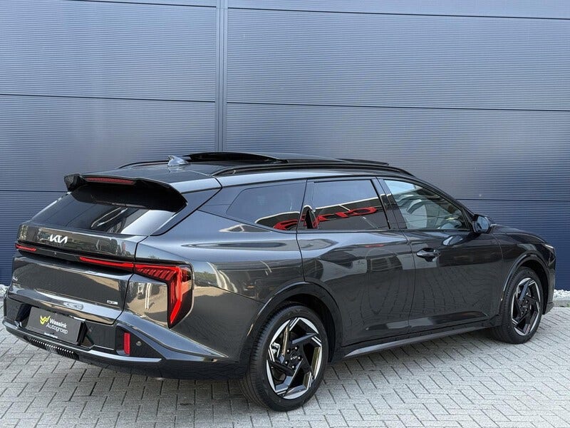Kia K4 (5)