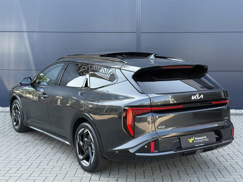 Kia K4 (7)