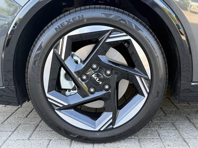 Kia K4 (9)