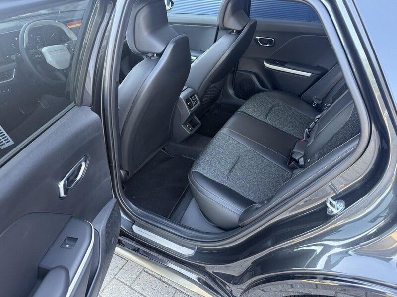 Kia K4 (17)