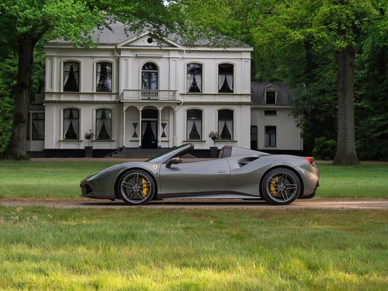 Ferrari 488