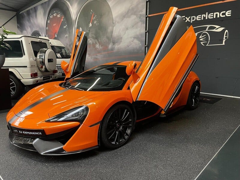 McLaren 570S