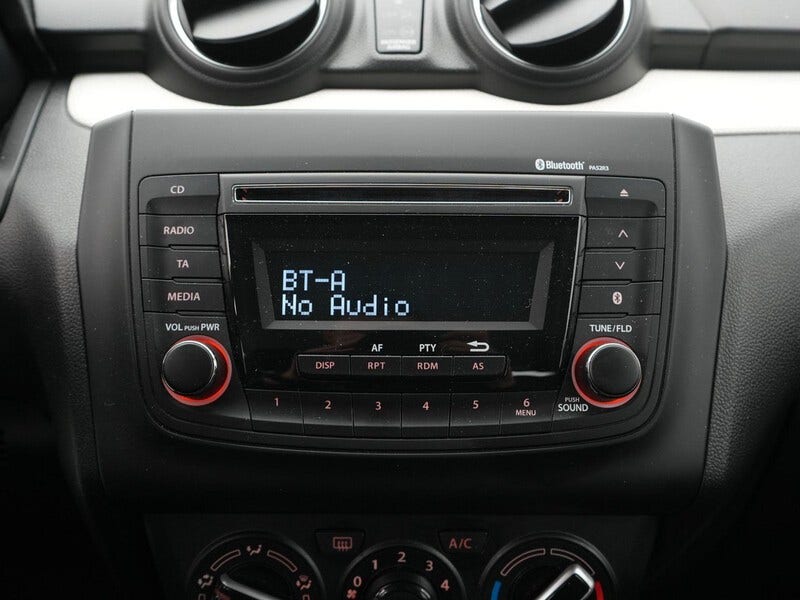 Suzuki Swift (13)