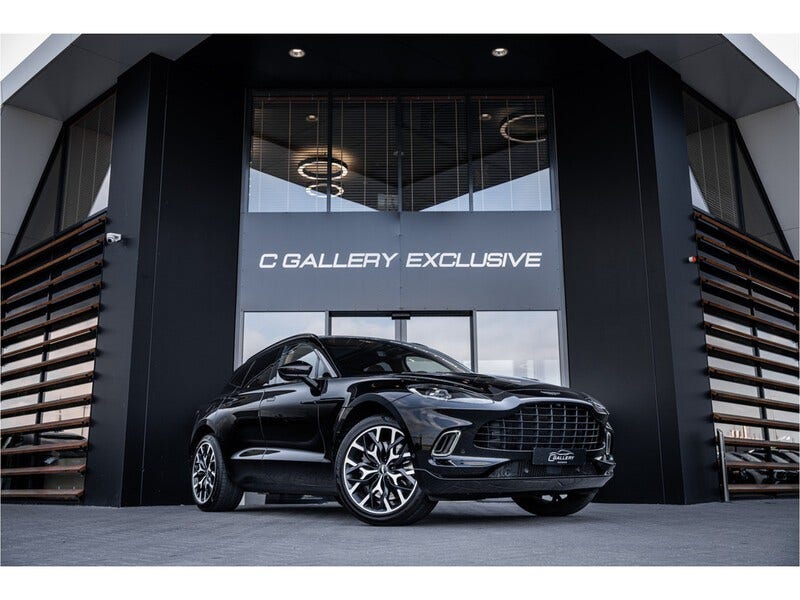 Aston Martin DBX