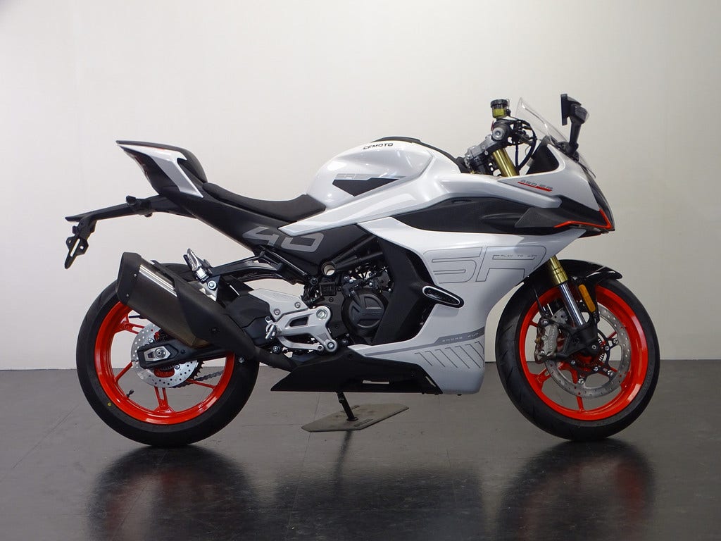 CFMOTO 450 SR