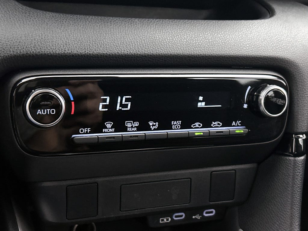 Toyota Yaris (11)